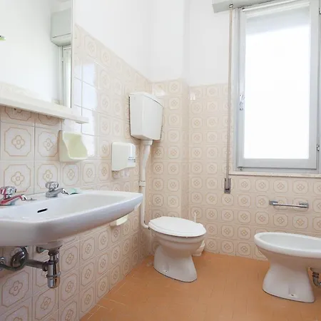 Paris Oda ve Kahvaltı Cesenatico